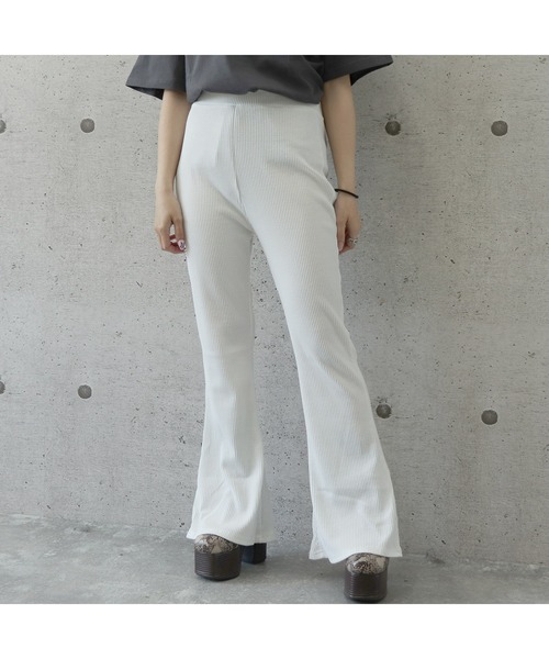 VIBGYOR(ヴィブジョー)の「VIBGYOR Select/リブフレアパンツ(YA)(その他パンツ・レディース・ホワイト/ベージュ・FREE)」の10枚目の写真