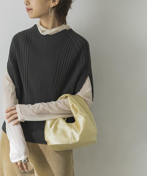 URBAN RESEARCH（アーバンリサーチ）の「リブニットベスト（ニット/セーター・レディース・グレー系その他/グリーン系その他/ブラウン・FREE）」の19枚目の写真