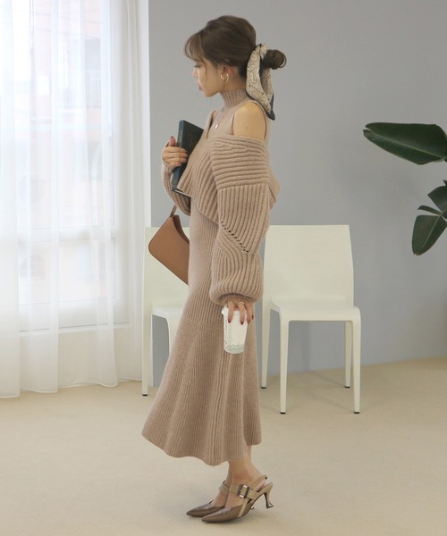 ROYAL PARTY(ロイヤルパーティー)の「【ZOZO限定】レイヤードニットワンピース(ワンピース・レディース・オフホワイト/ベージュ/ブルー・FREE)」の21枚目の写真