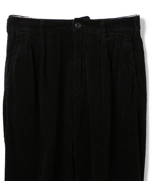 schott(ショット)の「Schott/ショット/CORDUROY DOUBLE PLEATS WIDE PANTS/コーデュロイ 2タック ワイドパンツ(その他パンツ・メンズ・ホワイト/ベージュ/ブラック・MEDIUM/LARGE/X-LARGE/SMALL/FREE)」の7枚目の写真