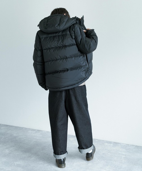 NANGA(ナンガ)の「NANGA × KRIFF MAYER コラボ 日本製 国産 ナンガ オーロラテックスレトロダウンジャケット 河田フェザー 軽量 防寒 撥水 抗菌 防臭(ダウンジャケット/コート・メンズ・ブラック/カーキ/ロイヤルブルー・M/L/XL)」の5枚目の写真