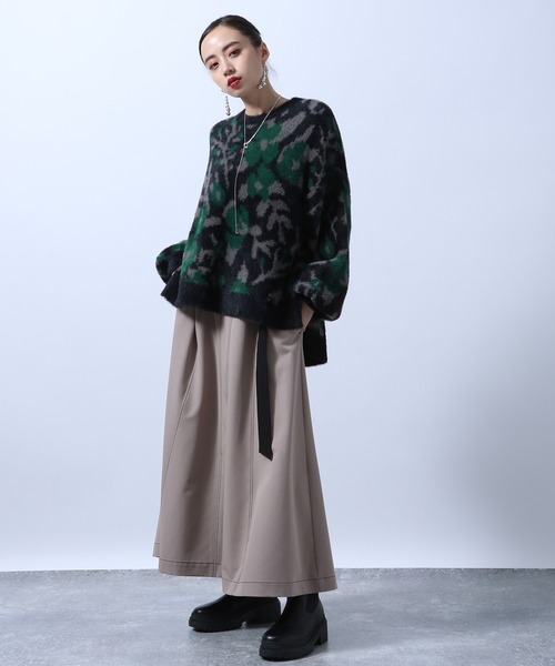 HARE（ハレ）の「ボリュームスリーブシャギーガラニット(HARE)（ニット/セーター・レディース・ホワイト/ブラック・FREE）」の11枚目の写真