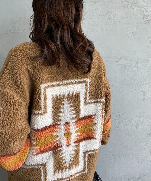 PENDLETON（ペンドルトン）の「[PENDLETON/ペンドルトン] ネイティブ柄 ボアフリースジップカーディガン（ブルゾン・レディース・アイボリー/ブラック/キャメル・F）」の3枚目の写真