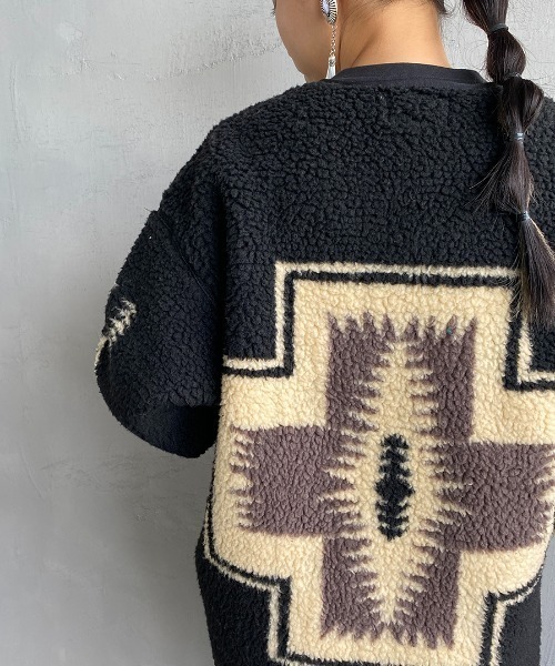 PENDLETON（ペンドルトン）の「[PENDLETON/ペンドルトン] ネイティブ柄 ボアフリースジップカーディガン（ブルゾン・レディース・アイボリー/ブラック/キャメル・F）」の16枚目の写真