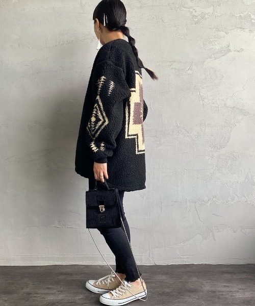 PENDLETON（ペンドルトン）の「[PENDLETON/ペンドルトン] ネイティブ柄 ボアフリースジップカーディガン（ブルゾン・レディース・アイボリー/ブラック/キャメル・F）」の4枚目の写真