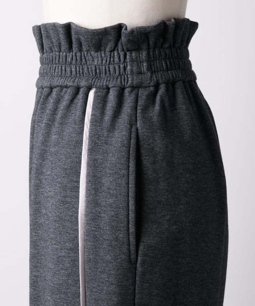 LA BELLE ETUDE(ラベルエチュード)の「ウエストフリル配色ラインスウェットパンツ(スウェットパンツ・レディース・ホワイト/チャコールグレー・S/M)」の15枚目の写真