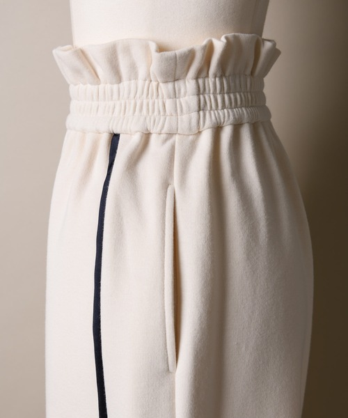 LA BELLE ETUDE(ラベルエチュード)の「ウエストフリル配色ラインスウェットパンツ(スウェットパンツ・レディース・ホワイト/チャコールグレー・S/M)」の10枚目の写真