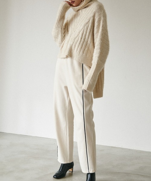 LA BELLE ETUDE(ラベルエチュード)の「ウエストフリル配色ラインスウェットパンツ(スウェットパンツ・レディース・ホワイト/チャコールグレー・S/M)」の3枚目の写真