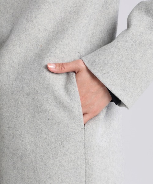 INED CLARO(イネドクラロ)の「【WEB限定】super110'sカラーレスコート 通勤 ノーカラー(ノーカラーコート・レディース・ライトホワイト/ネイビー・11号/9号/7号)」の7枚目の写真