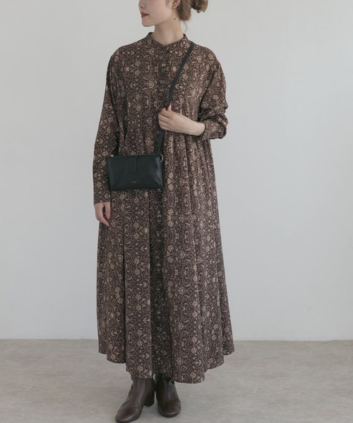 URBAN RESEARCH ROSSO(アーバンリサーチロッソ)の「アラベスクマキシシャツワンピース(ワンピース・レディース・ブラウン/ネイビー・FREE)」の17枚目の写真