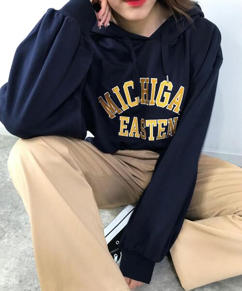 INGNI（イング）の「カレッジ／ロゴクロップドパーカー（Tシャツ/カットソー・レディース・ネイビー/オフホワイト/グリーン/オートミール/ピンク・M）」の13枚目の写真