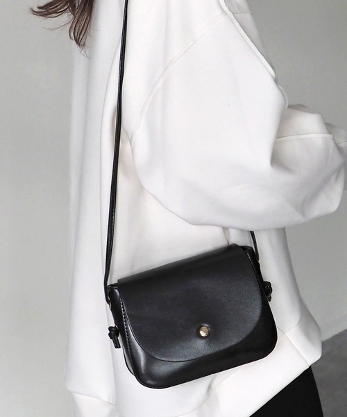 Riberry（リベリー）の「ミニショルダーバッグ（ショルダーバッグ・レディース・ホワイト/ブラック/ベージュ/ブラウン/イエロー/グリーン・FREE）」の2枚目の写真