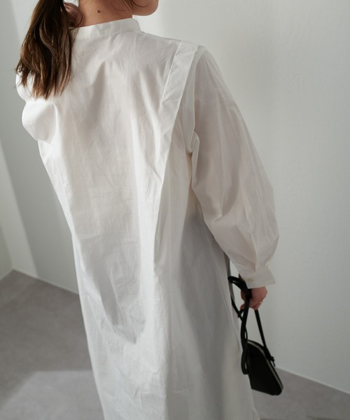 DISCOAT(ディスコート)の「【WEB限定】ピンタック肩タックワンピース(シャツワンピース・レディース・ホワイト/ブラック・FREE)」の15枚目の写真