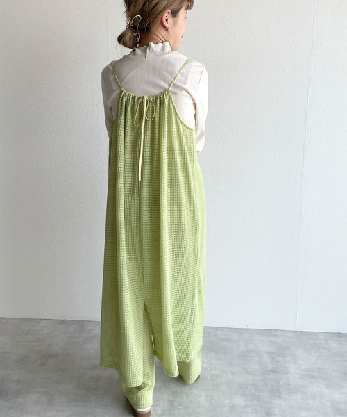 w closet（ダブルクローゼット）の「【SETUP対応】後ろリボンキャミワンピース（ワンピース・レディース・キナリ/ライム/ブルー・FREE）」の13枚目の写真