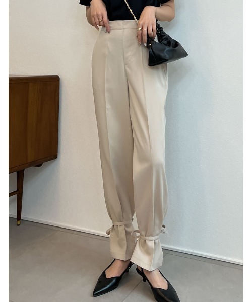 Re:EDIT（リエディ）の「[低身長サイズ有]2WAYカラーツイル裾リボンセンタープレスパンツ（その他パンツ・レディース・キャメル/アイボリー/オレンジ/ブルー/ブラック・LARGE/MEDIUM/SHORT）」の2枚目の写真