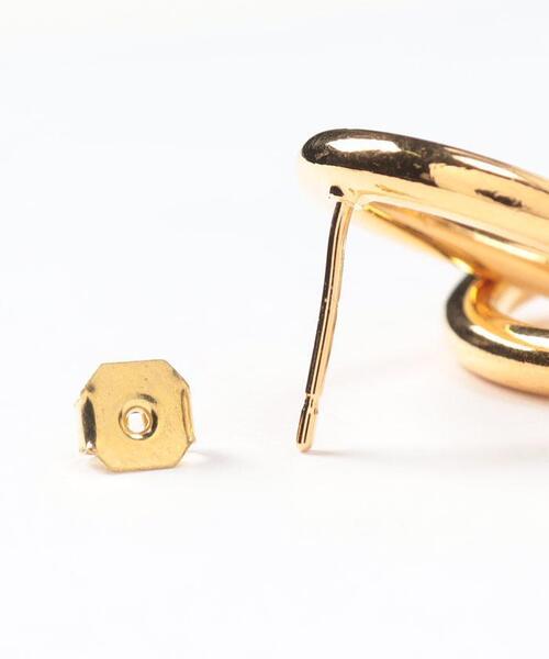 en recre（アンレクレ）の「【4CROSSES】アシンメトリーピアス（ピアス（両耳用）・レディース・ゴールド・FREE）」の2枚目の写真