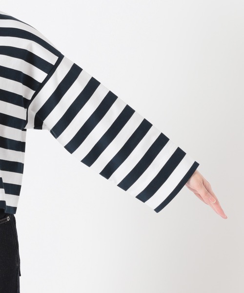 SLOBE IENA(スローブイエナ)の「BIGボーダーワイドプルオーバー【手洗い可能】◆(Tシャツ/カットソー・レディース・ブラック/ネイビー・FREE)」の18枚目の写真