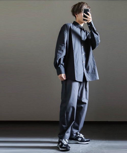 Anytime Songs（エニータイムソングス）の「綿ブロードレギュラーカラーLSシャツ（シャツ/ブラウス・メンズ・ホワイト/サックスブルー/グリーン/グレイッシュベージュ/ブラック/ホワイト系その他/ラベンダー/イエロー/サックスブルー系/ブラック系その他/グリーン系その他・MEDIUM/X-LARGE/LARGE）」の12枚目の写真