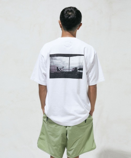MAGIC NUMBER（マジック ナンバー）の「【MAGIC NUMBER】US COTTON PHOTO S/S TEE-SHIRT(LOOSE FIT)（Tシャツ/カットソー・メンズ・ホワイト/ヘザーグレー・X-LARGE/MEDIUM/LARGE）」の13枚目の写真