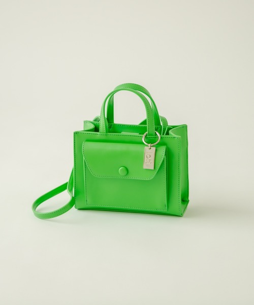 loti（ロティ）の「WEB限定 loti ポケットミニスクエアショルダー（ショルダーバッグ・レディース・ブラック/ピンク/イエロー/グリーン・ONE SIZE）」の10枚目の写真