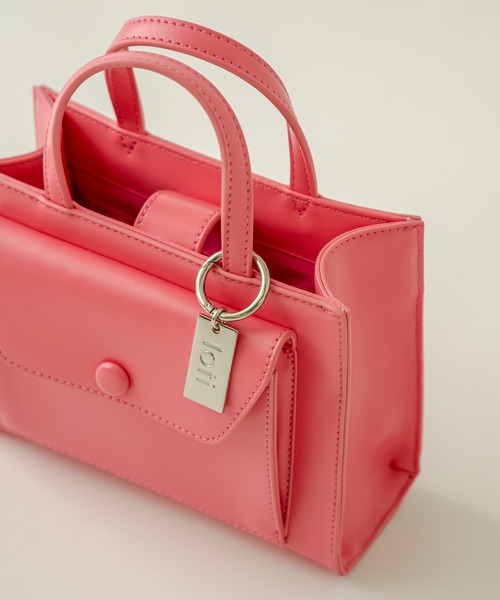 loti（ロティ）の「WEB限定 loti ポケットミニスクエアショルダー（ショルダーバッグ・レディース・ブラック/ピンク/イエロー/グリーン・ONE SIZE）」の19枚目の写真