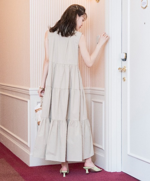 VIOLETTA（ヴィオレッタ）の「バリモアカラーティアードシャツワンピース（ワンピース・レディース・ホワイト/ベージュ・FREE）」の17枚目の写真