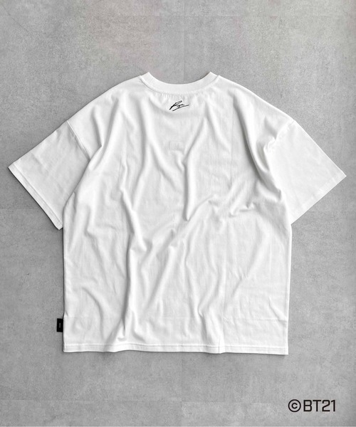 BT21（ビーティーイシビル）の「BT21 Tシャツ（Tシャツ/カットソー・レディース・ホワイト/ブルー/イエロー/パープル/ブラウン/レッド/ピンク・FREE）」の12枚目の写真