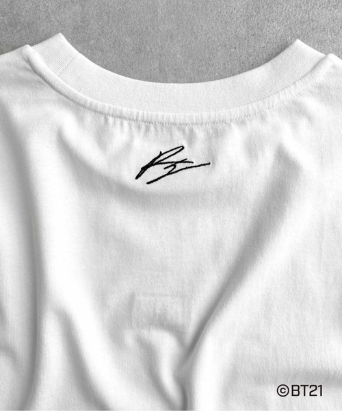BT21（ビーティーイシビル）の「BT21 Tシャツ（Tシャツ/カットソー・レディース・ホワイト/ブルー/イエロー/パープル/ブラウン/レッド/ピンク・FREE）」の16枚目の写真