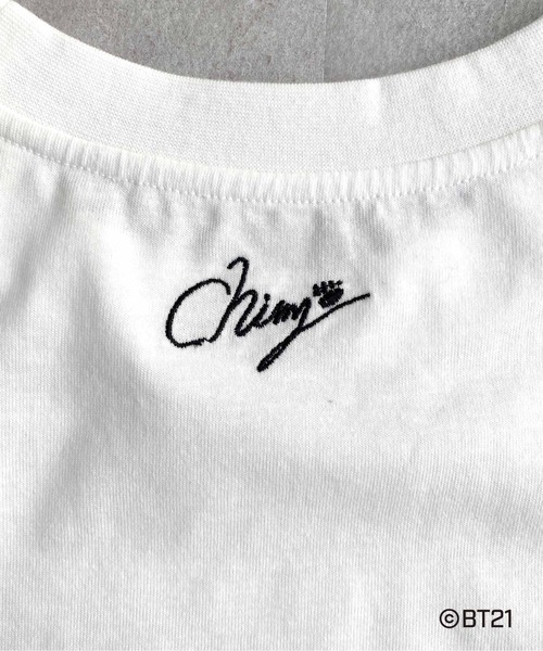 BT21（ビーティーイシビル）の「BT21 Tシャツ（Tシャツ/カットソー・レディース・ホワイト/ブルー/イエロー/パープル/ブラウン/レッド/ピンク・FREE）」の13枚目の写真