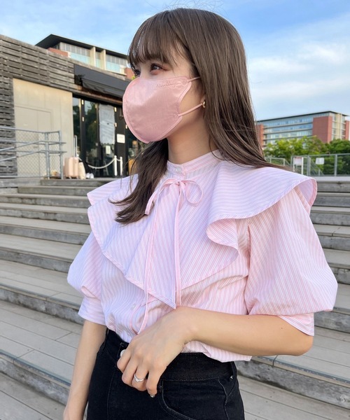 one after another NICE CLAUP（ワンアフターアナザーナイスクラップ）の「スタッフ考案　襟取り外し2wayブラウス（シャツ/ブラウス・レディース・オフホワイト/ピンク系その他/サックスブルー系・FREE）」の4枚目の写真