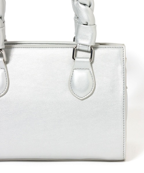 PAGEBOY（ページボーイ）の「ツイストハンドルバッグ（ショルダーバッグ・レディース・ブラック/シルバー・FREE）」の22枚目の写真