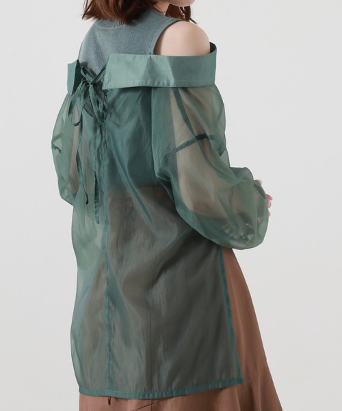 Cheek(チーク)の「シアーシャツ+ノースリニットプルオーバー(シャツ/ブラウス・レディース・ベージュ/サックスブルー/グリーン・MEDIUM)」の22枚目の写真