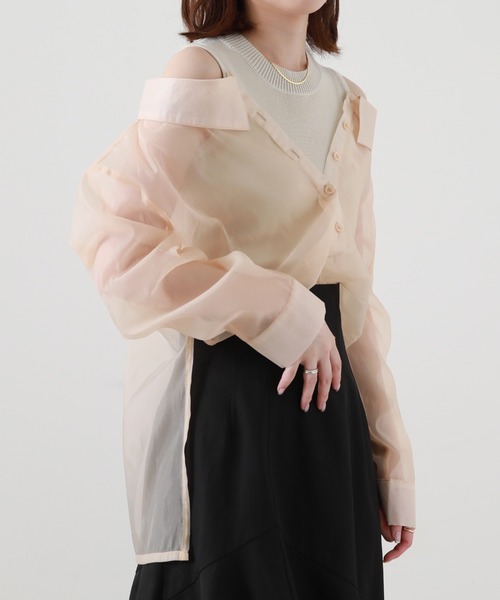 Cheek(チーク)の「シアーシャツ+ノースリニットプルオーバー(シャツ/ブラウス・レディース・ベージュ/サックスブルー/グリーン・MEDIUM)」の16枚目の写真