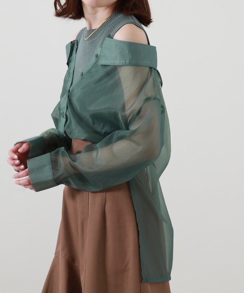 Cheek(チーク)の「シアーシャツ+ノースリニットプルオーバー(シャツ/ブラウス・レディース・ベージュ/サックスブルー/グリーン・MEDIUM)」の21枚目の写真