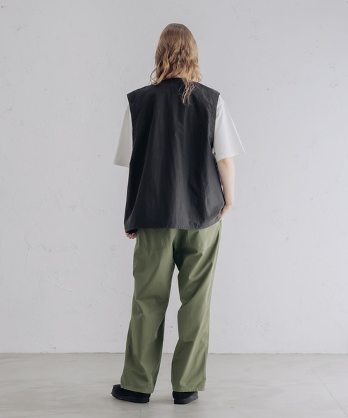 epnok(エプノック)の「Cotton Nylon Hunting Vest/コットンナイロンハンティングベスト(ベスト・メンズ・ブラック/カーキ・MEDIUM/LARGE)」の18枚目の写真
