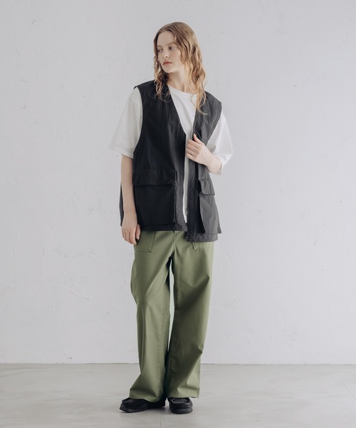 epnok(エプノック)の「Cotton Nylon Hunting Vest/コットンナイロンハンティングベスト(ベスト・メンズ・ブラック/カーキ・MEDIUM/LARGE)」の16枚目の写真