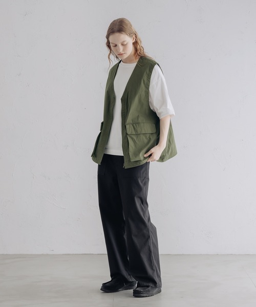 epnok(エプノック)の「Cotton Nylon Hunting Vest/コットンナイロンハンティングベスト(ベスト・メンズ・ブラック/カーキ・MEDIUM/LARGE)」の7枚目の写真