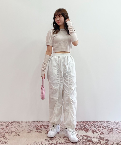 EPIMI E'PIMMY（エピミエピミー）の「ナイロンタックジョガーパンツ（カーゴパンツ・レディース・ブラック/オフホワイト/ピンク/モカ・MEDIUM）」の19枚目の写真