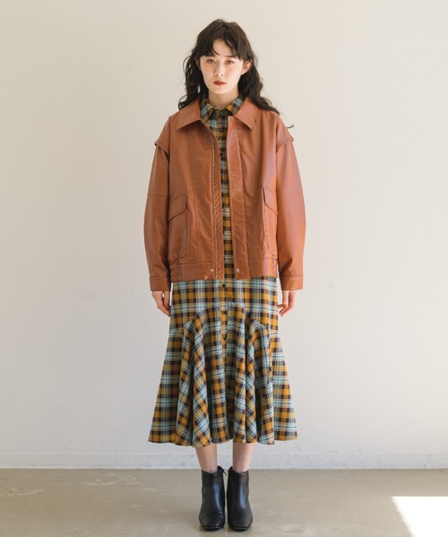 idem(イデム)の「faux leather blouson/フェイクレザーブルゾン(ブルゾン・レディース・ブラック/ブラウン・FREE)」の19枚目の写真