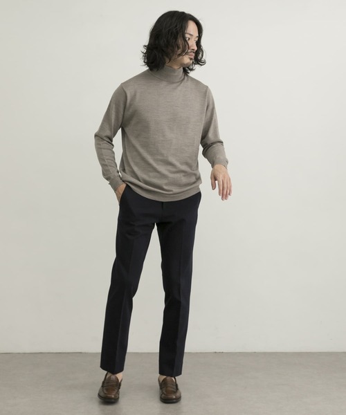 URBAN RESEARCH（アーバンリサーチ）の「イタリアンウールタートルネックニット（ニット/セーター・メンズ・ホワイト/ブラック/ブラウン系その他/ベージュ系その他/ブルー系その他・SMALL/MEDIUM/LARGE/X-LARGE）」の8枚目の写真