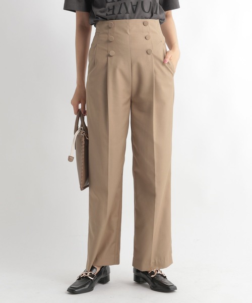 2枚のズボンと、2枚のパンツです。LL Andemiu（アンデミュウ）の「アソートフロントボタンパンツ