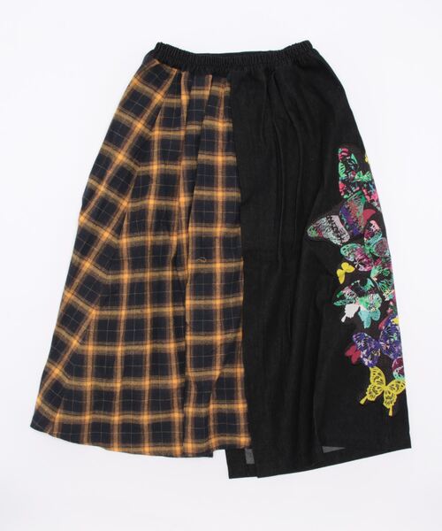 ScoLar（スカラー）の「123657：蝶アップリケ切替デニムスカート