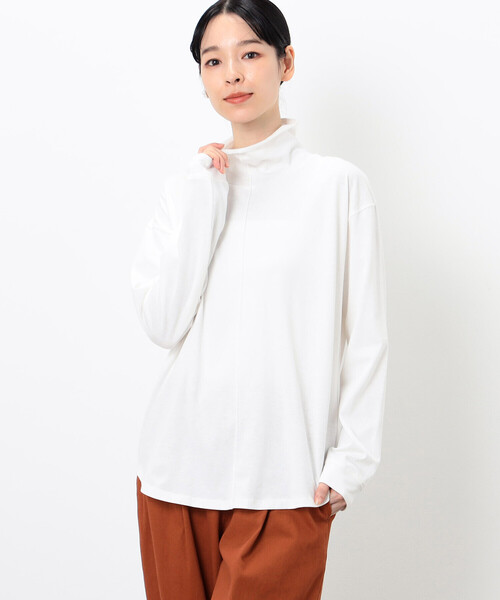 ONIGIRI（オニギリ）の「ハイネック　長袖Ｔシャツ（Tシャツ/カットソー・レディース・ネイビー/オフホワイト/イエロー/ブラウン・L/M）」の6枚目の写真