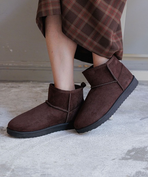 LEPSIM（レプシィム）の「ソフトフェイクムートンブーツ　168282（ブーツ・レディース・ブラック/グレイッシュベージュ/ブラウン・LARGE/SMALL/MEDIUM）」の6枚目の写真