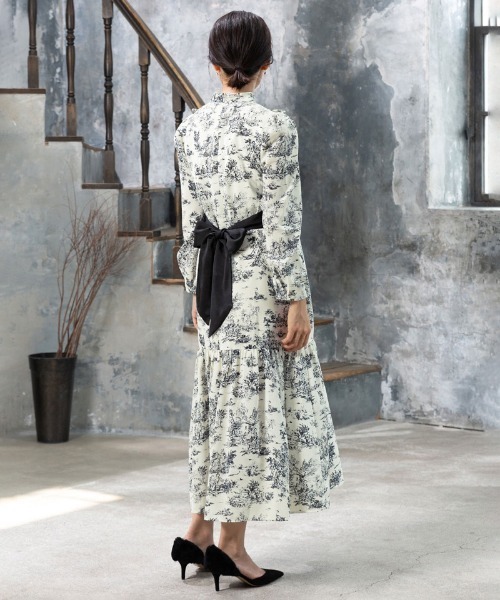 トワルドジュイ柄ハイネックフリルワンピース（マタニティウェア/グッズ）｜SweetMommy（スウィートマミー）