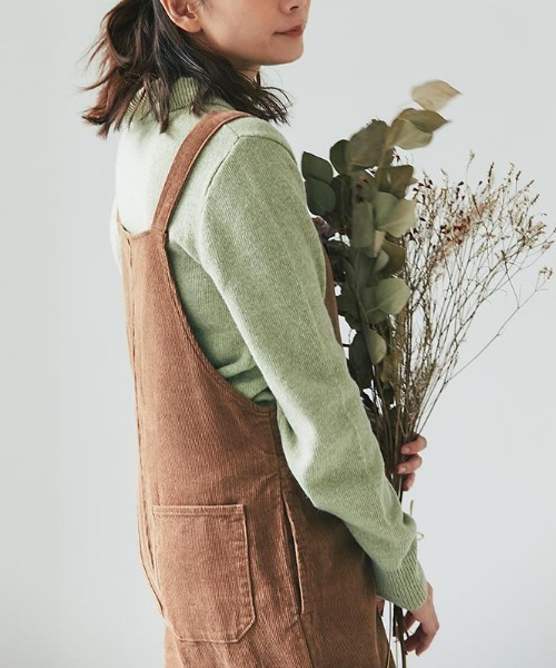 and R（アンドアール）の「ビッグカラーニットプルオーバー（ニット/セーター・レディース・ベージュ/イエロー/ブラック・FREE）」の13枚目の写真