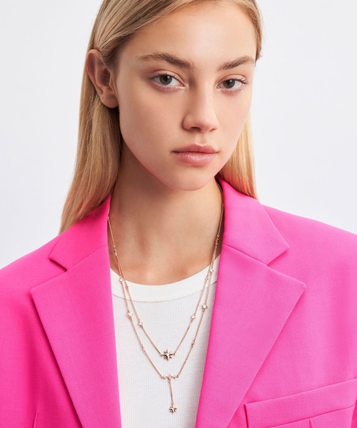 CHARLES & KEITH(チャールズ & キース)の「スターモチーフ クリスタルエンベリッシュドダブルネックレス(ネックレス・レディース・シルバー/ゴールド/ゴールド系その他・FREE)」の14枚目の写真