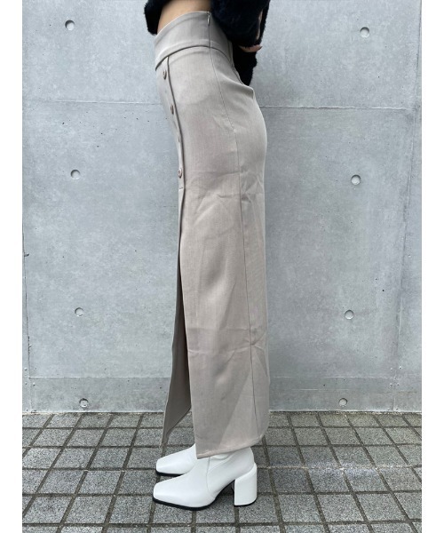 ENVYM（アンビー）の「ボタンスリットタイトＳＫ（スカート・レディース・ブラック/グレー・FREE）」の18枚目の写真