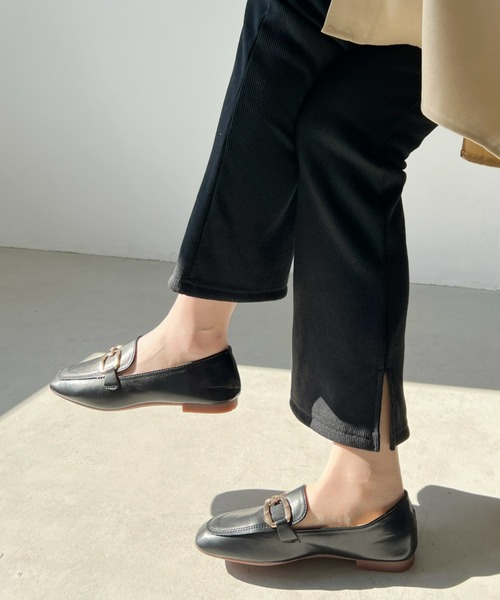 CLEA(クレア)の「サイドスリット入り セミフレアリブ裏起毛レギンスパンツ(レギンス/スパッツ・レディース・ライトグレー/テラコッタ/ブラック/チャコールグレー・FREE)」の12枚目の写真