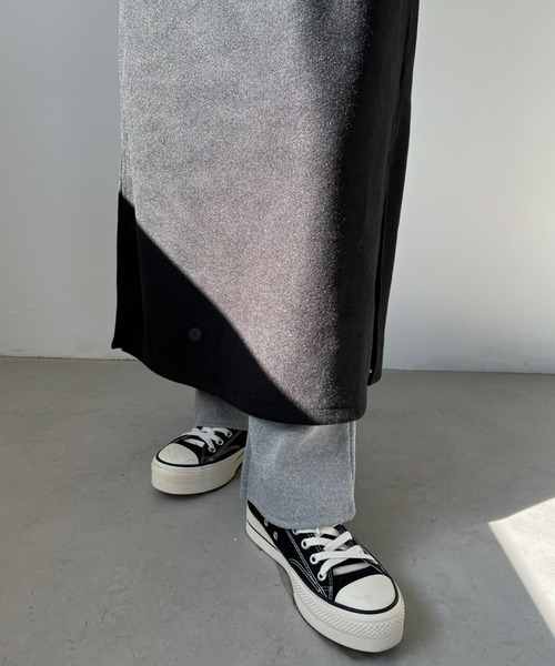 CLEA(クレア)の「サイドスリット入り セミフレアリブ裏起毛レギンスパンツ(レギンス/スパッツ・レディース・ライトグレー/テラコッタ/ブラック/チャコールグレー・FREE)」の10枚目の写真